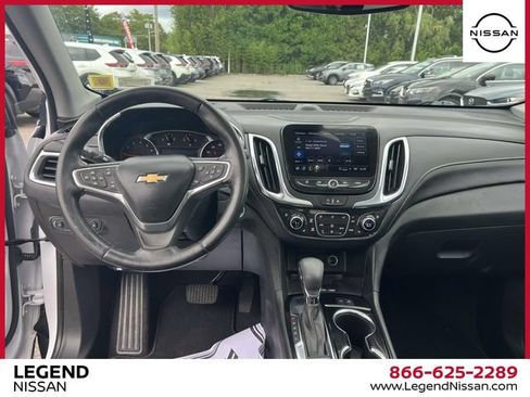 Used 2023 Chevrolet Equinox Premier AWD/4WD image 13