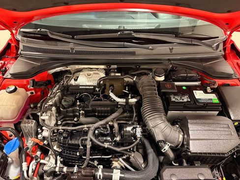 Used 2022 Hyundai Veloster N image 11