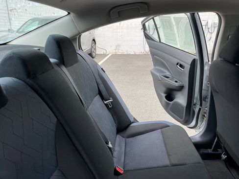 Used 2025 Nissan Versa SV FWD image 36