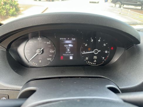 Used 2024 RAM ProMaster 2500 w/ Convenience Group FWD image 22