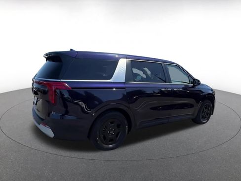 Used 2026 Kia Carnival FWD image 15