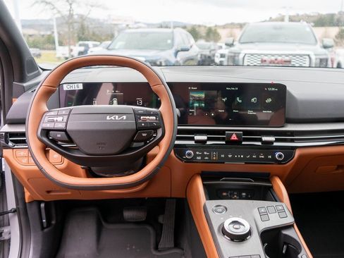 New 2026 Kia Sportage X-Line AWD/4WD image 14