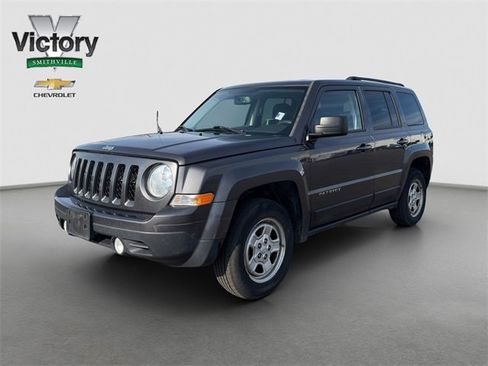 Used 2016 Jeep Patriot Sport w/ Power Value Group image 1
