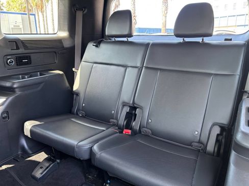 Used 2025 Hyundai Santa Fe SEL FWD image 31