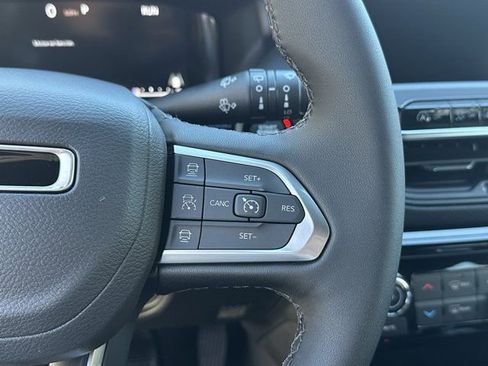 New 2026 Jeep Compass Limited image 23