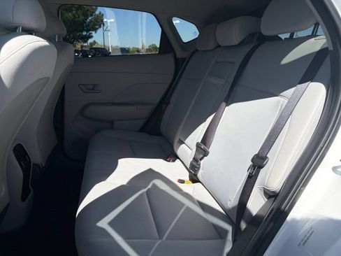Used 2025 Hyundai Kona SEL AWD/4WD image 18