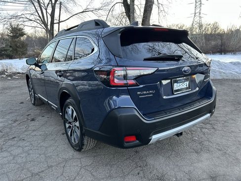Certified 2023 Subaru Outback Limited image 6