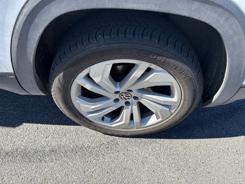 Used 2021 Volkswagen Atlas SE image 5