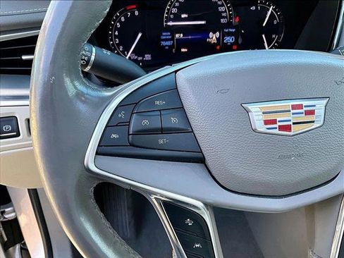 Used 2017 Cadillac XT5 Premium Luxury image 19