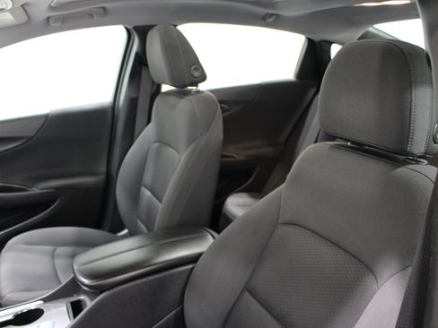 Used 2020 Chevrolet Malibu LT FWD image 4