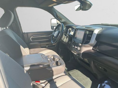 Used 2024 RAM 2500 Big Horn image 15