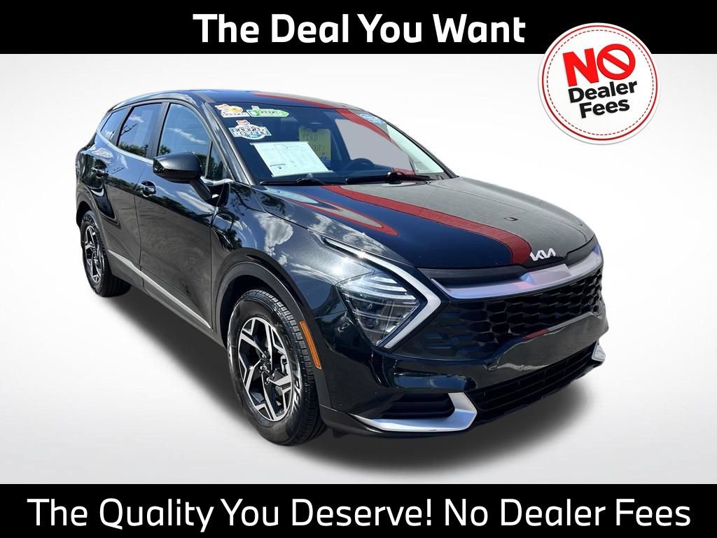 Used 2024 Kia Sportage LX FWD image 1