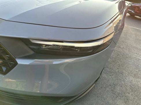 Used 2025 Honda Accord Sport image 9