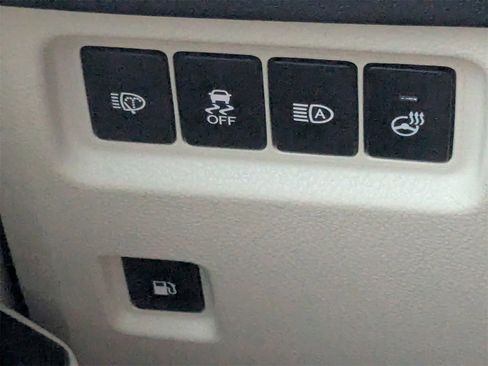 Used 2022 Lexus GX 460 Premium w/ Premium Package image 27