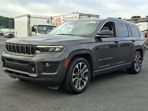 Used 2022 Jeep Grand Cherokee L Overland w/ Luxury Tech Group IV AWD/4WD image 6