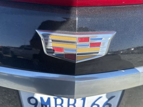 Used 2017 Cadillac XTS Luxury image 12