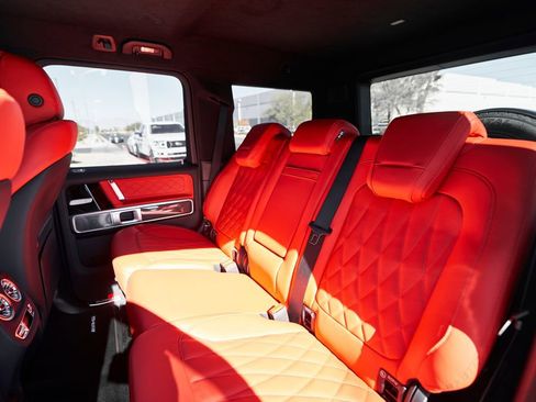 Used 2025 Mercedes-Benz G 63 AMG 4MATIC image 48