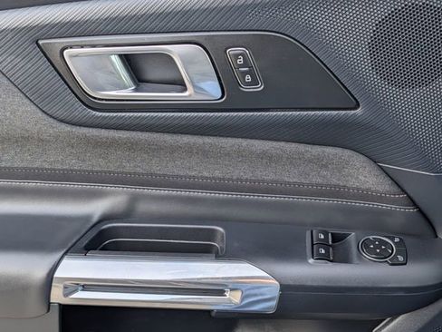 Used 2024 Ford Mustang Coupe image 20