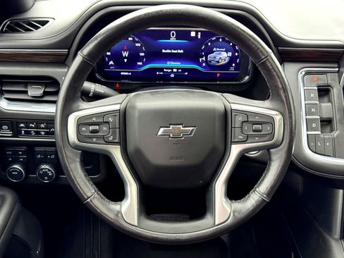 Used 2022 Chevrolet Tahoe Z71 w/ Luxury Package image 25