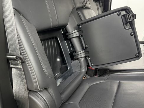 Used 2022 Chevrolet Silverado 2500 High Country w/ Technology Package image 27