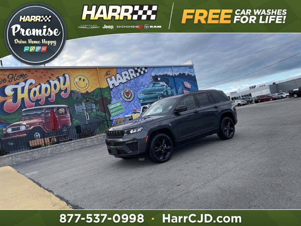 Used 2026 Jeep Grand Cherokee Limited w/ Limited Altitude Package AWD/4WD image 1