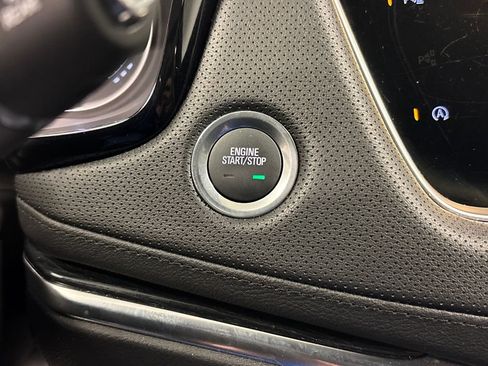 Certified 2025 Cadillac XT5 Premium Luxury image 36