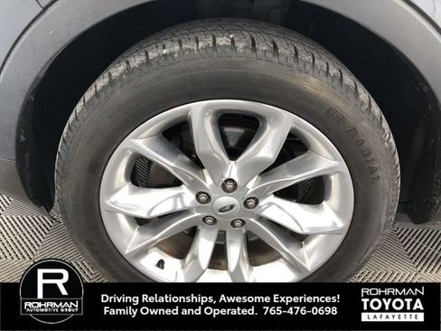 Used 2015 Ford Explorer XLT w/ Equipment Group 202A image 31