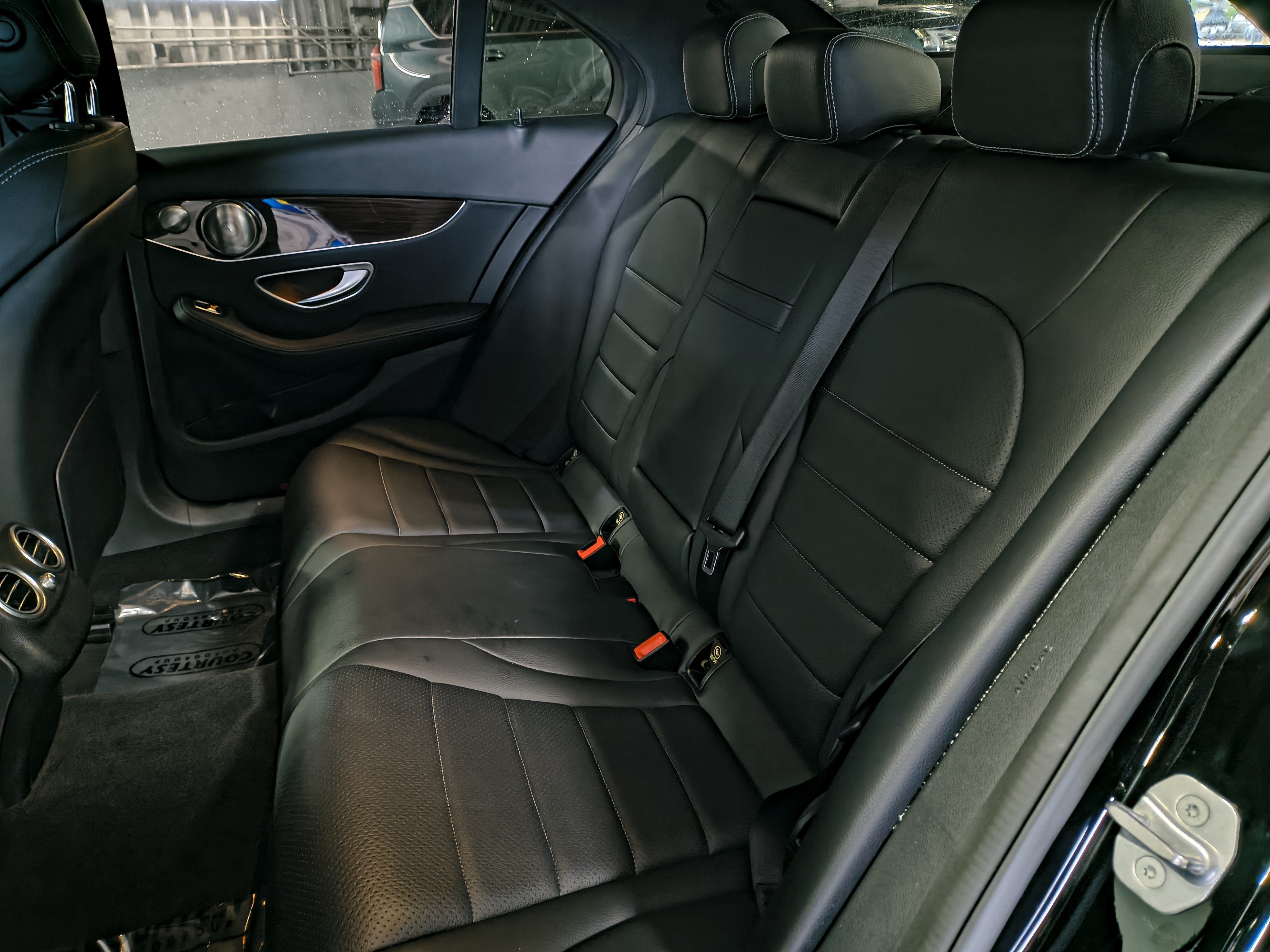 Used 2018 Mercedes-Benz C 300 Sedan image 19