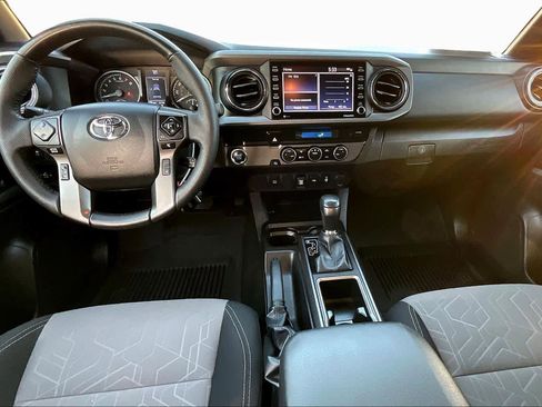 Used 2023 Toyota Tacoma TRD Sport image 13