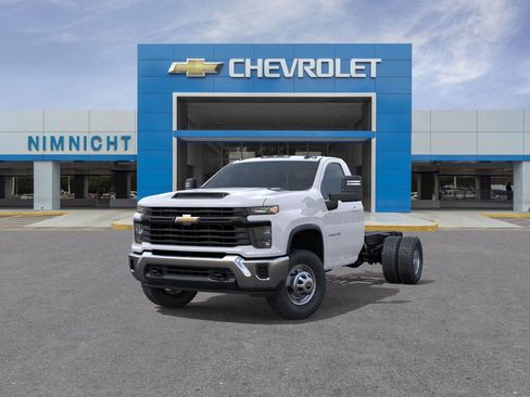 New 2026 Chevrolet Silverado 3500 W/T w/ WT Convenience Package image 8