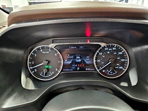 Used 2021 Nissan Rogue SV image 14