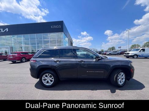 Used 2023 Jeep Grand Cherokee Limited AWD/4WD image 2