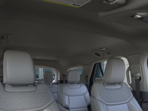 New 2026 Ford Explorer Active w/ Active Comfort Package RWD image 22