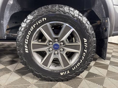 Used 2017 Ford F150 XLT w/ Equipment Group 302A Luxury AWD/4WD image 14