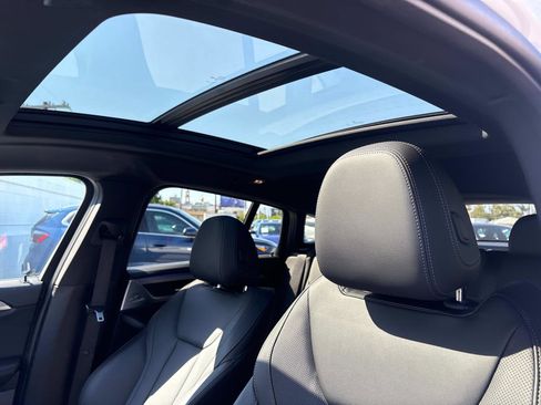 Used 2025 BMW X4 xDrive30i image 15