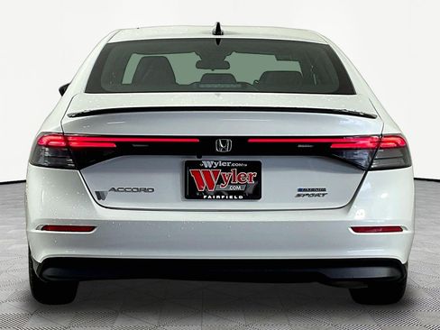 Used 2024 Honda Accord Sport image 5