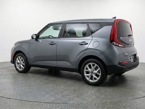 Used 2025 Kia Soul LX w/ LX Technology Package image 6