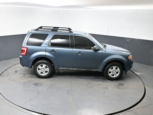 Used 2011 Ford Escape XLT image 38