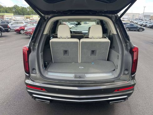 Used 2020 Cadillac XT6 Premium Luxury FWD image 10