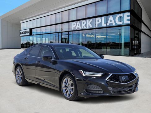 Used 2023 Acura TLX image 2