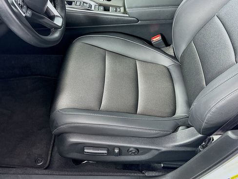 Used 2023 Honda Accord Sport image 12