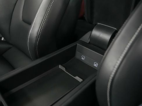 Certified 2023 Porsche 911 Carrera S RWD image 32