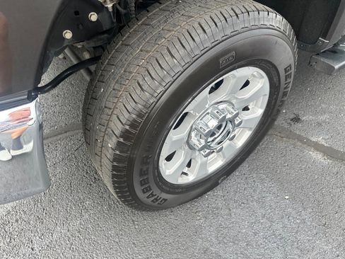 Used 2024 Ford F250 XLT image 10