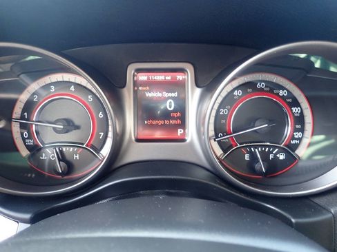 Used 2017 Dodge Journey Crossroad w/ Popular Equipment Group AWD/4WD image 4