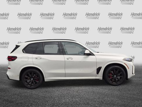 Used 2024 BMW X5 sDrive40i w/ M Sport Package RWD image 11