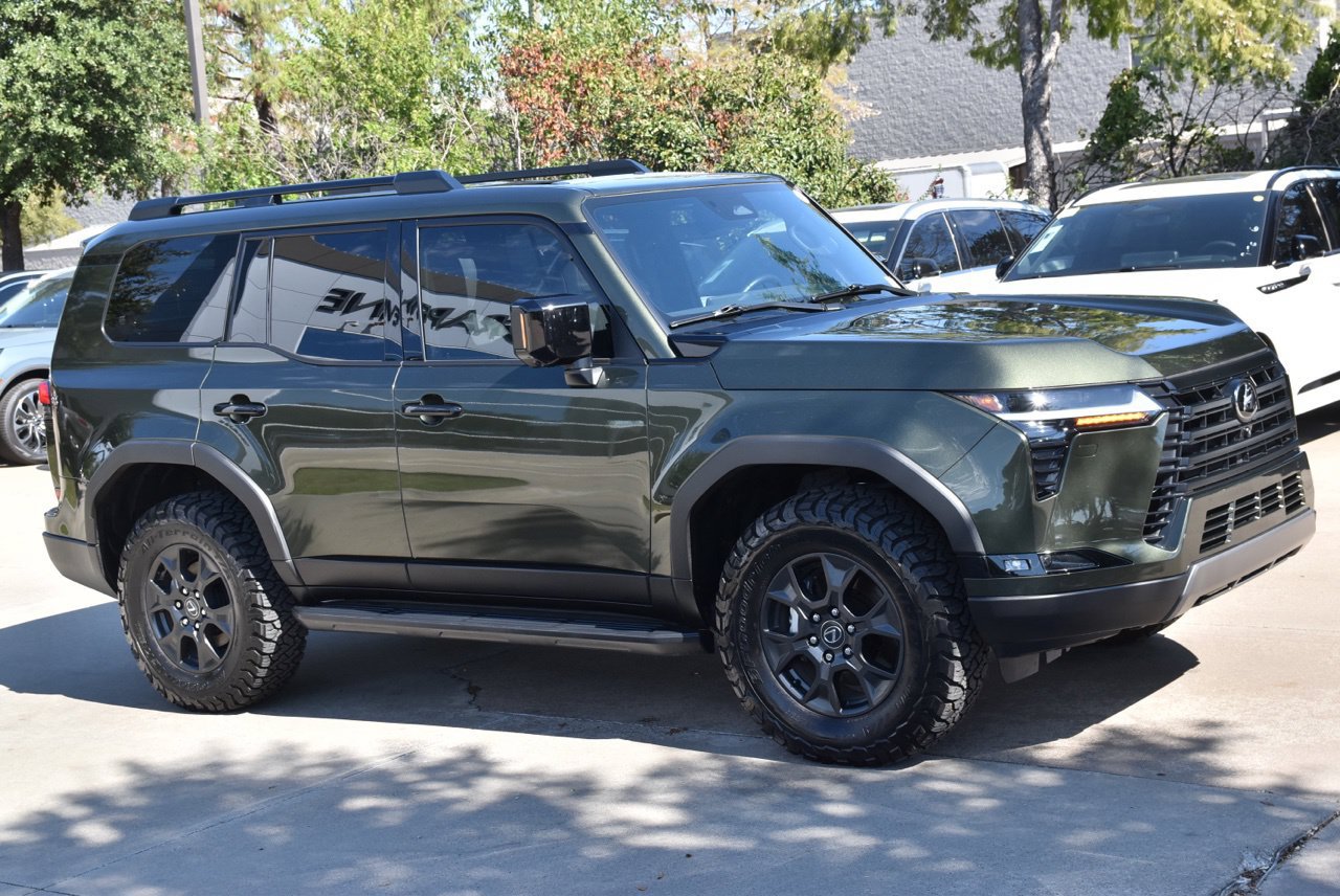 Used 2024 Lexus GX 550 AWD/4WD image 5