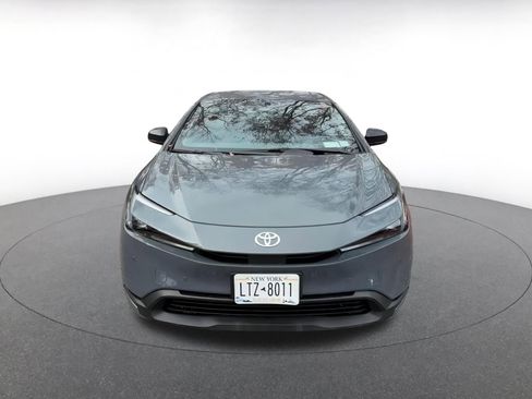 Used 2025 Toyota Prius LE image 10