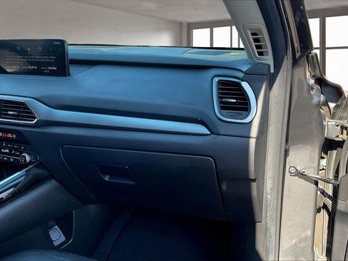 Used 2022 MAZDA CX-9 Touring image 26
