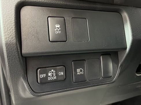 Used 2023 Toyota Tacoma SR5 RWD image 29