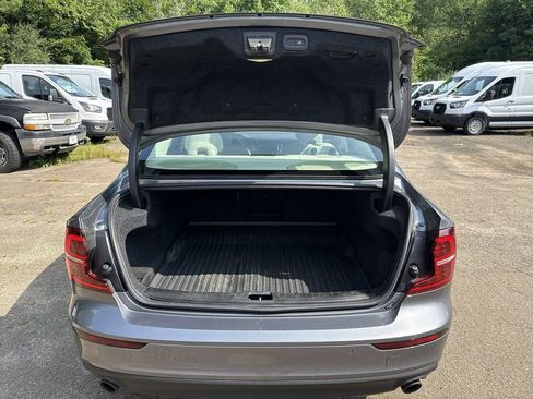 Used 2021 Volvo S60 T5 Momentum w/ Protection Package FWD image 23